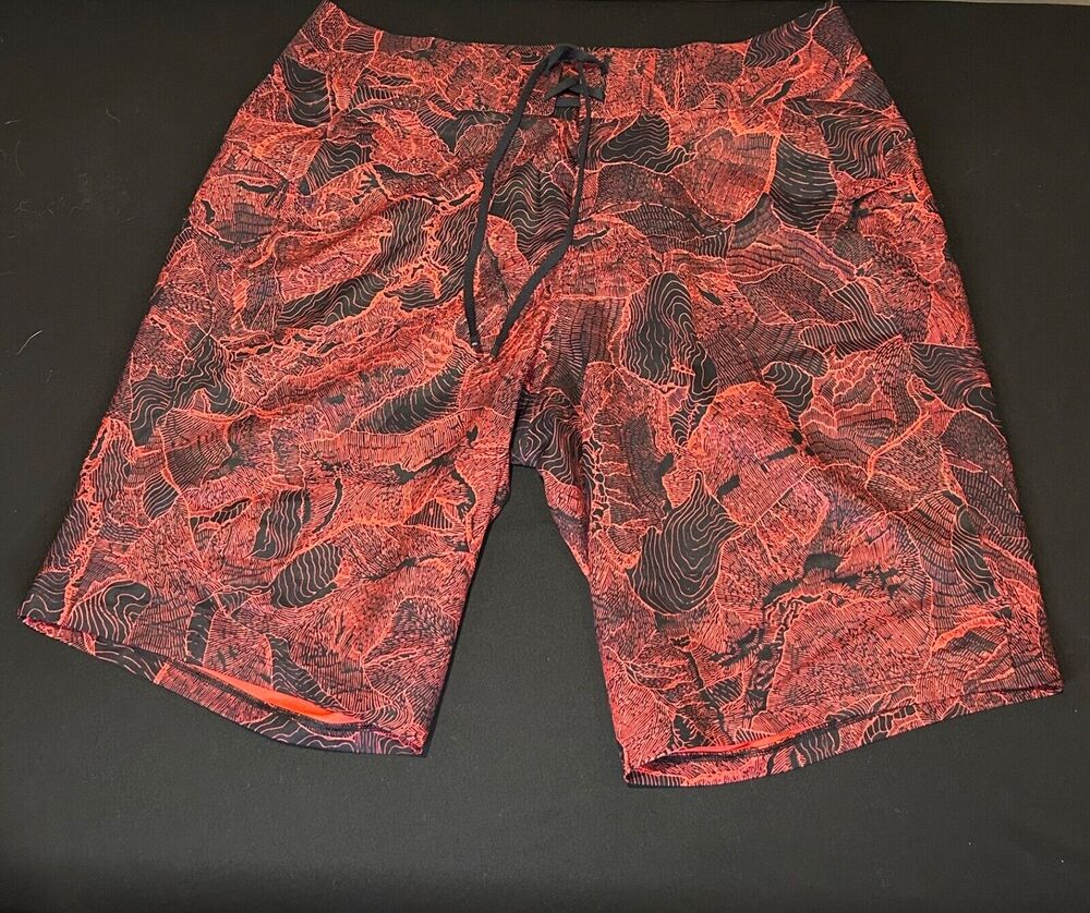 NWT Lululemon Current State Board Short 9" Men’s Size 30